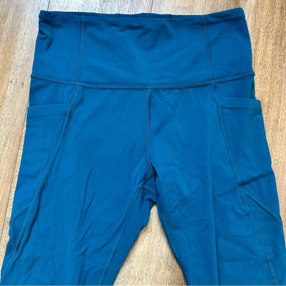 Athleta Ultimate Stash Pocket Textured 7/8 Tight Leggings Size Small - Picture 6 of 16